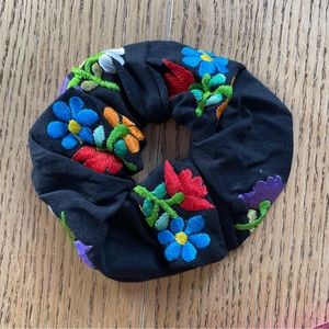 Scrunchie - Embroidered - NEW